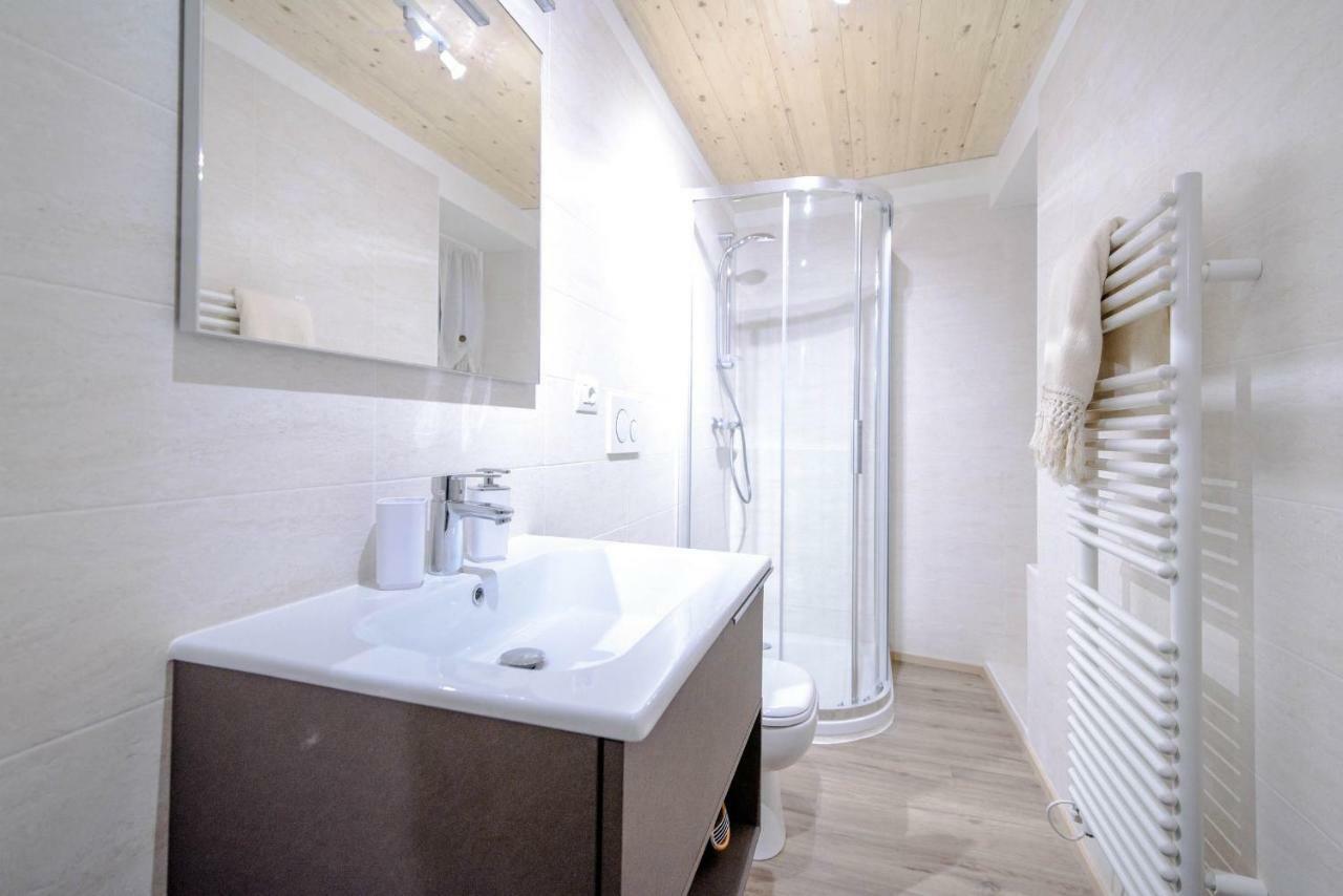 Il Borghetto Di Torno Apartment Ngoại thất bức ảnh