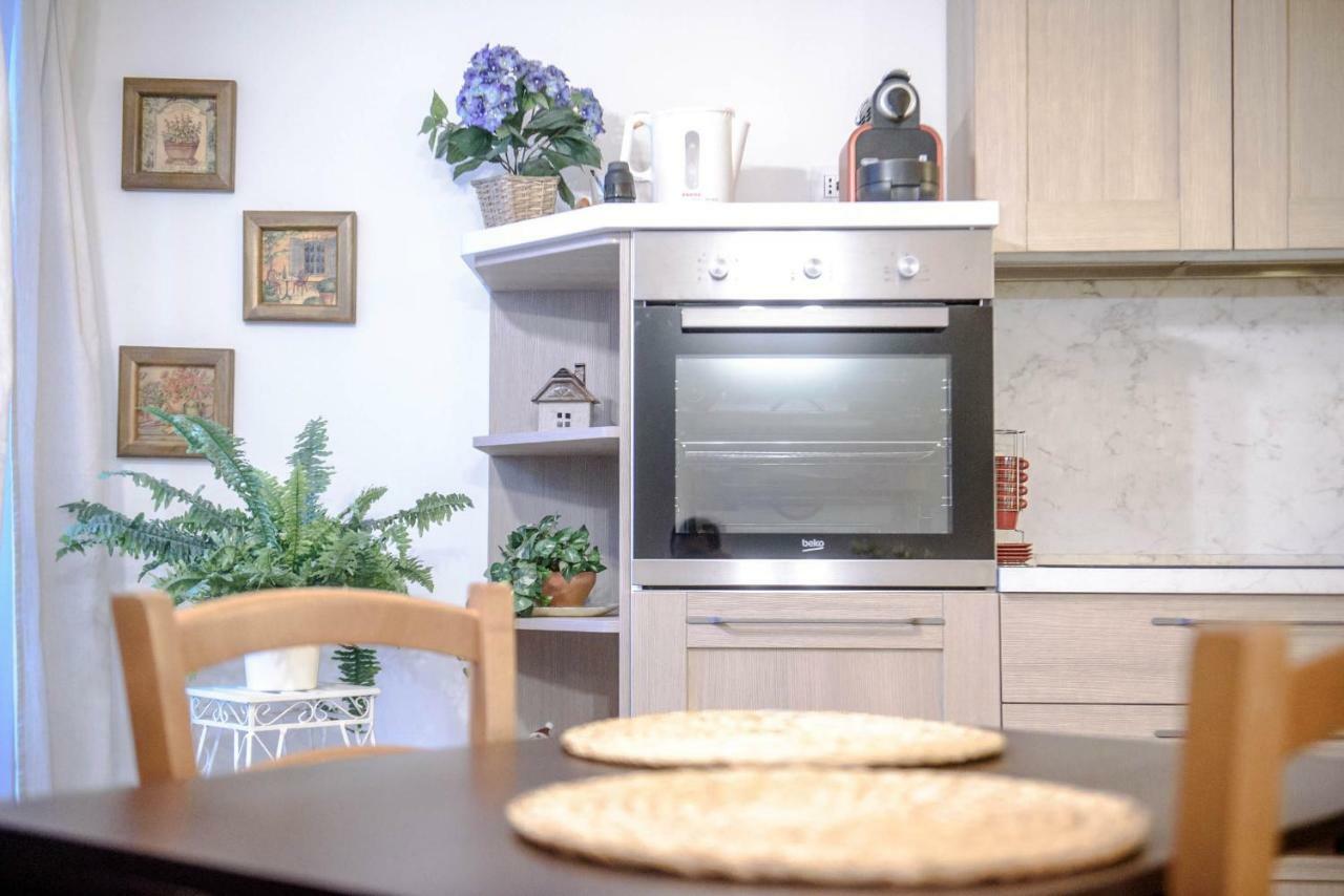 Il Borghetto Di Torno Apartment Ngoại thất bức ảnh